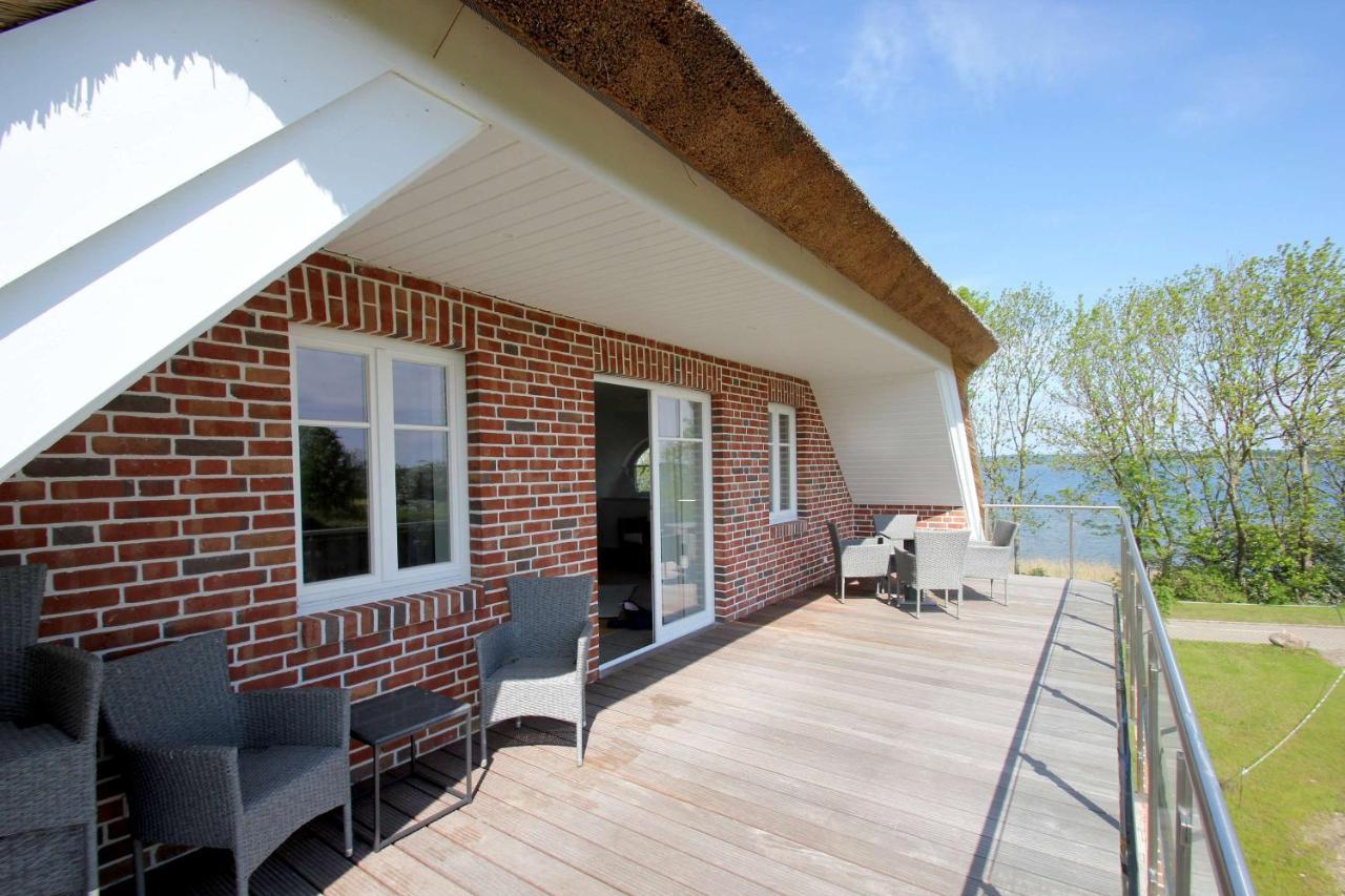 Wassernahes Ferienhaus Mit Meerblick Und Schwimmbadnutzung In Sellin - Ferienhaus Rohrweihe 가거 외부 사진